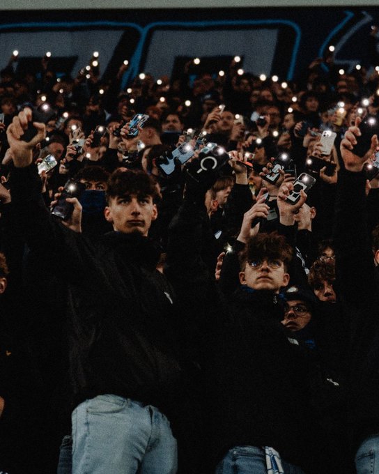 “Gentse supporter overlijdt na onwelwording voor wedstrijd: club en fans rouwen om Kurt”